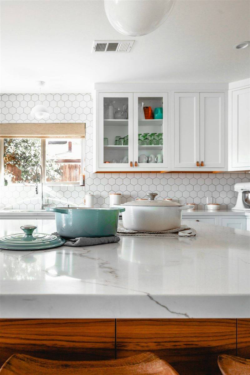 Bright kitchen with a clean island